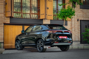 نمای سه رخ عقب هوندا HR-V